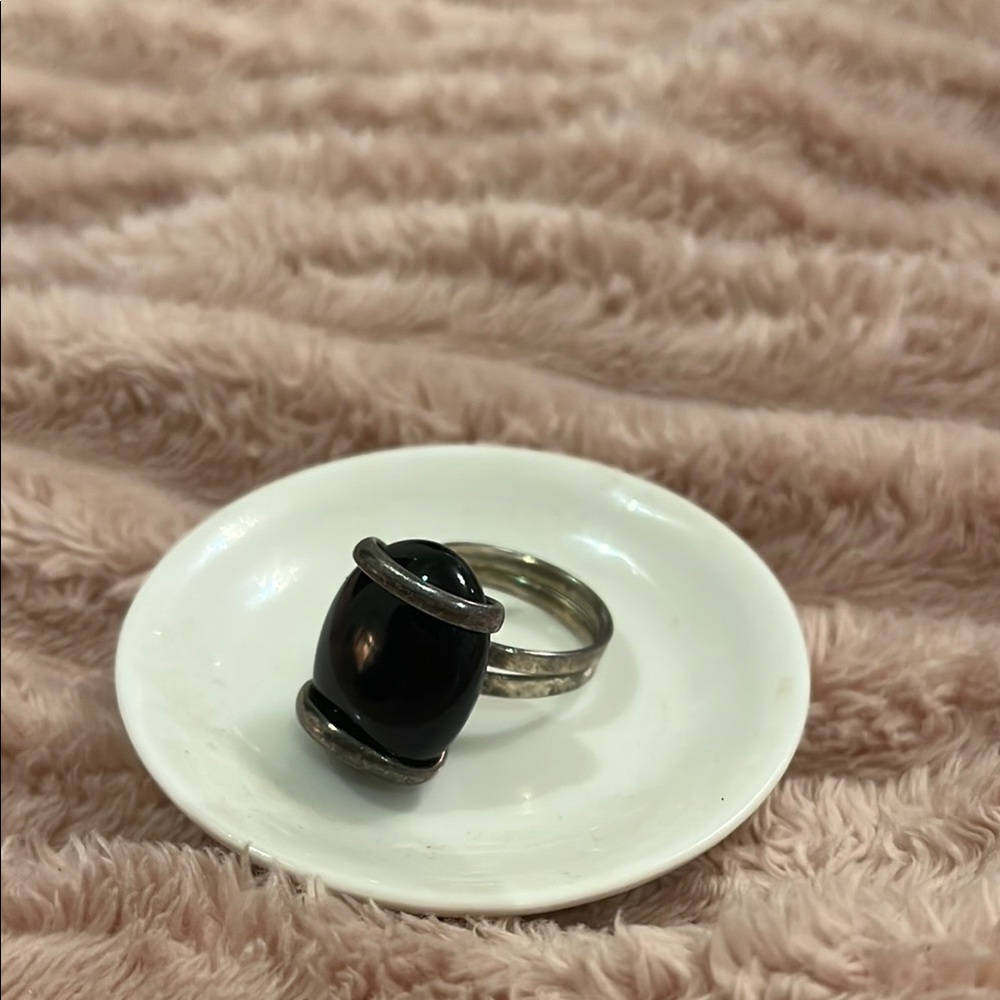 Elegant Black Stone Ring